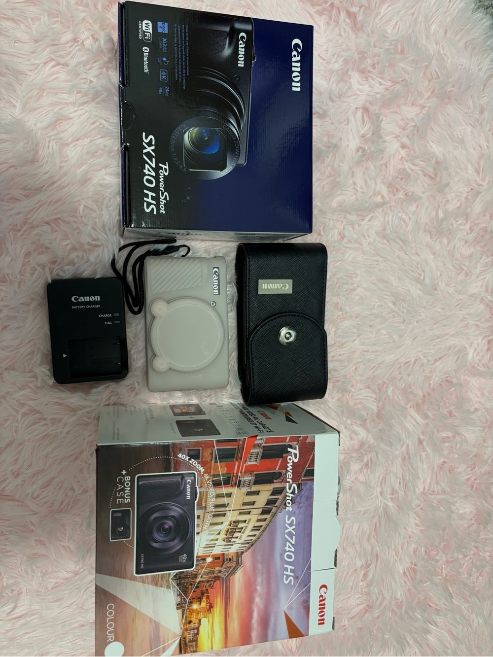 Canon PowerShot SX740 HS Camera